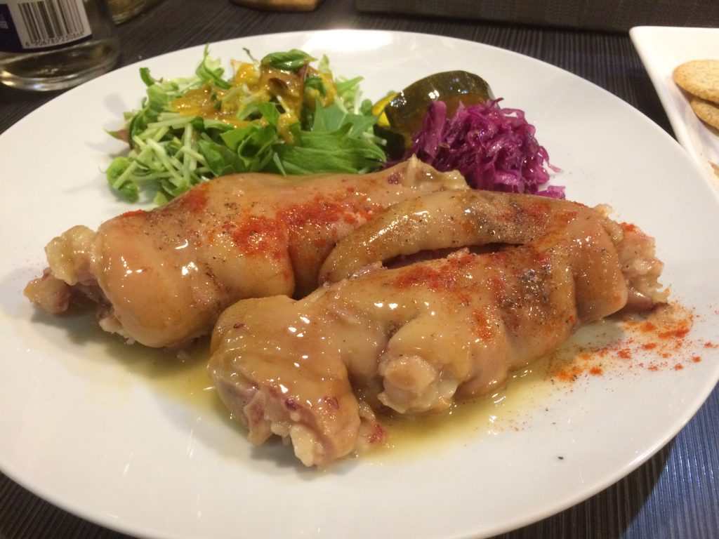 テビチのフリカッセ